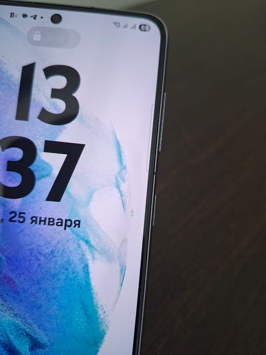Продам смартфон самсунг s21