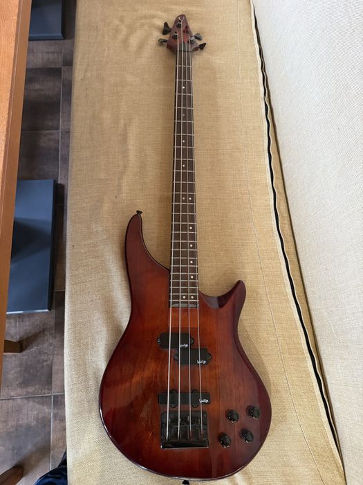 Китара електрическа