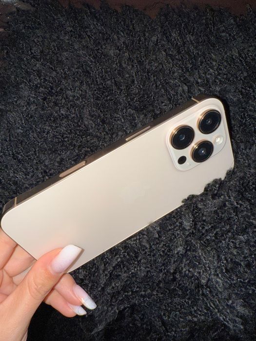 Iphone 16 PRO rose titanium