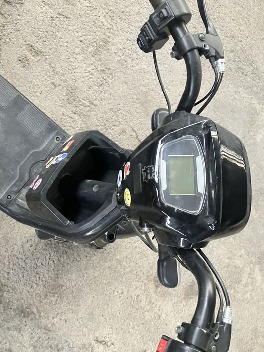 Продам электро скутер sk 8