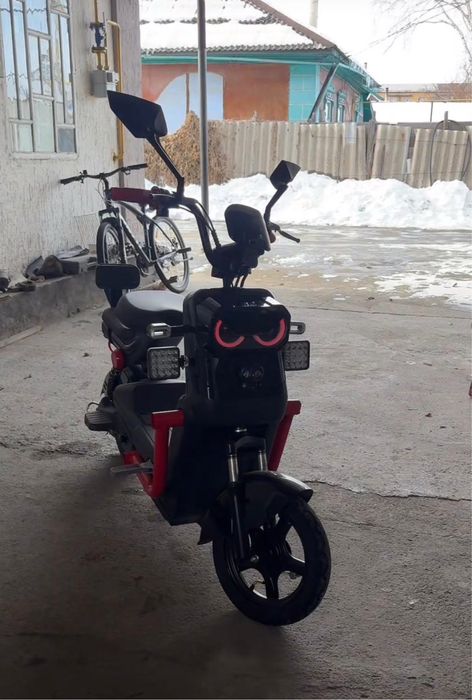 Продам электромопед 800W контролер 500W