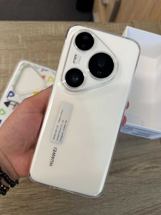 Vând HUAWEI Pura80 Pro si HUAWEI WATCH 5