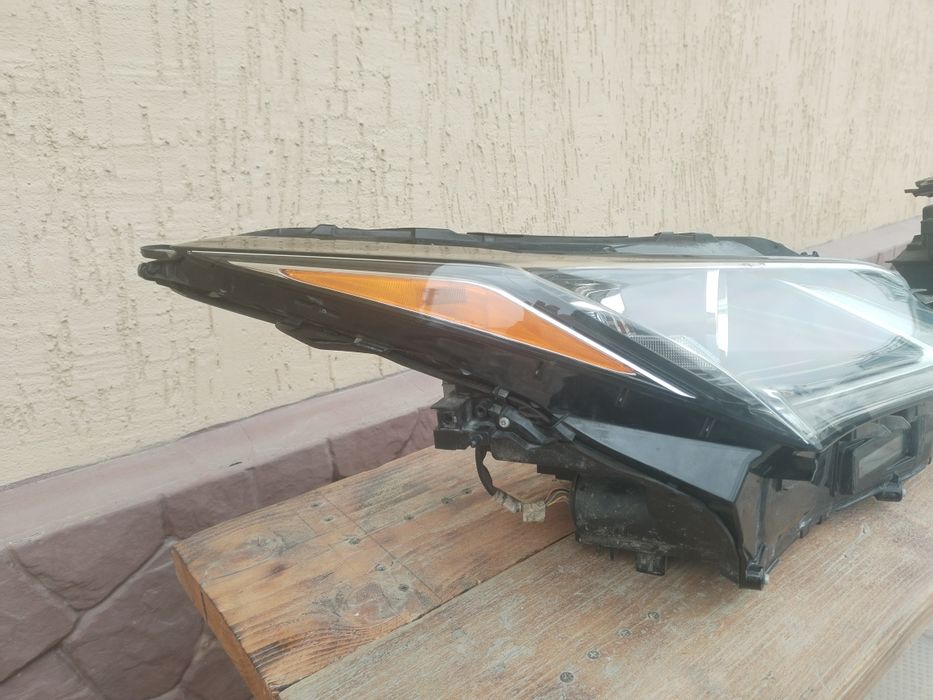 Фары Lexus RX 350