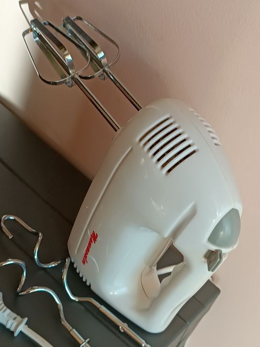 Миксер ръчен 5скорости