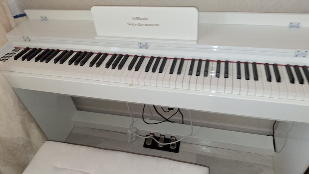 Цифрлық пианино сатамын