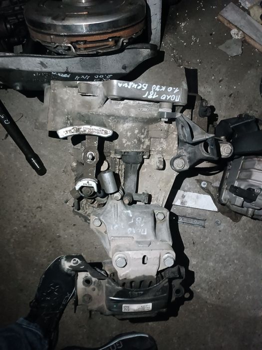 Скоростна кутия Фолксваген поло 1.0 бензин