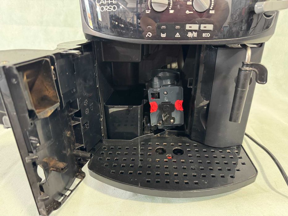 Кафемашина - Delonghi Caffe Corso