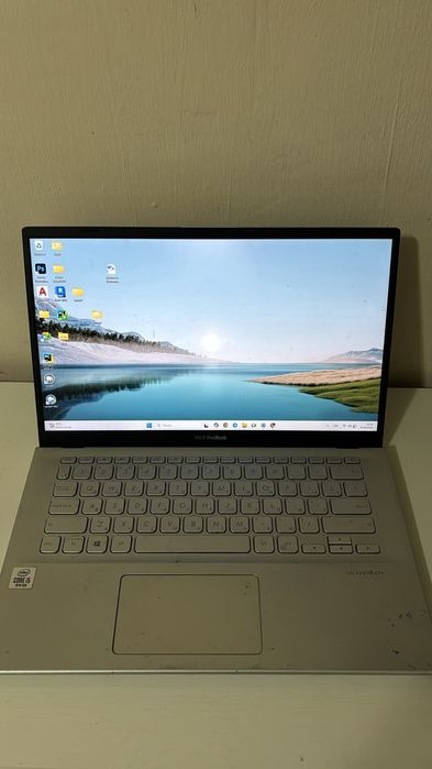Ноутбук Asus vivobook