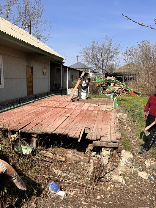 Дровы, стропилы, елки