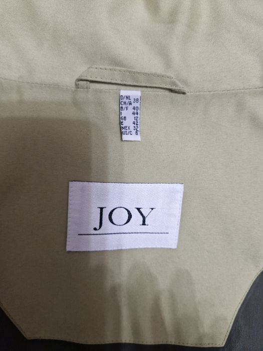 Продам женскую куртку.