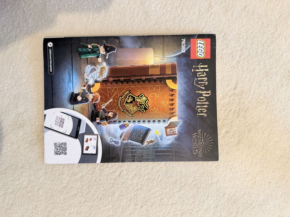 LEGO® Harry Potter™ - Moment Hogwarts™: carti Harry Potter