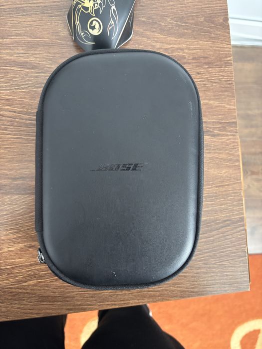 Vând căști Bose QuietComfort (Black)