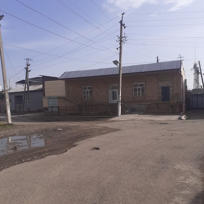 1 xonali Kvartira sifat, pishgan g'ishtli kotej sokol podvali bilan