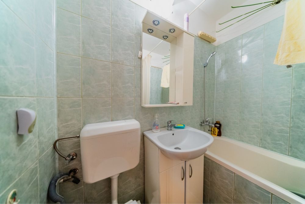 Apartament 2 camere, parter – Zona Aurel Vlaicu, Lebăda