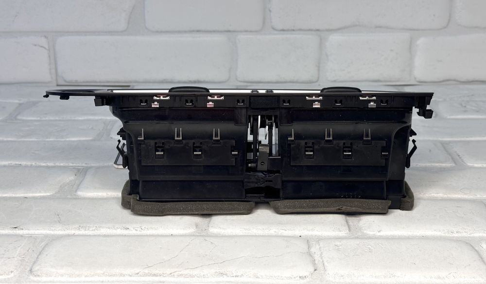 Духалки AUDI Q5 SQ5 8R 8R1820951L