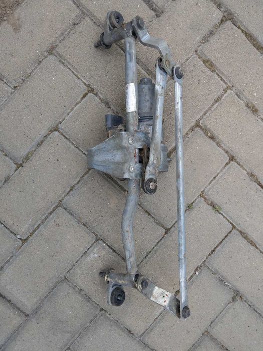ansamblu  stergatoare  parbriz  Vw Caddy an 2005