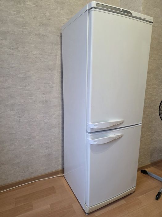 Продам холодильник,,STINOL,,