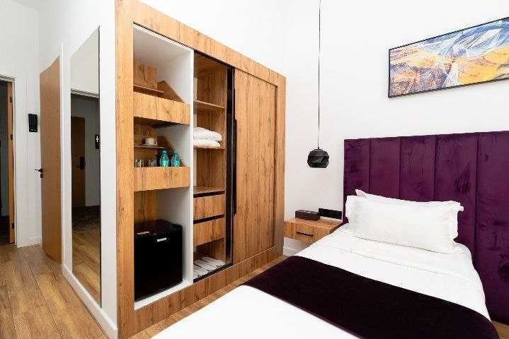 Продаётся Гостиница, Мирабад, Ор-р Рисовый базар 2300 м2 5 соток