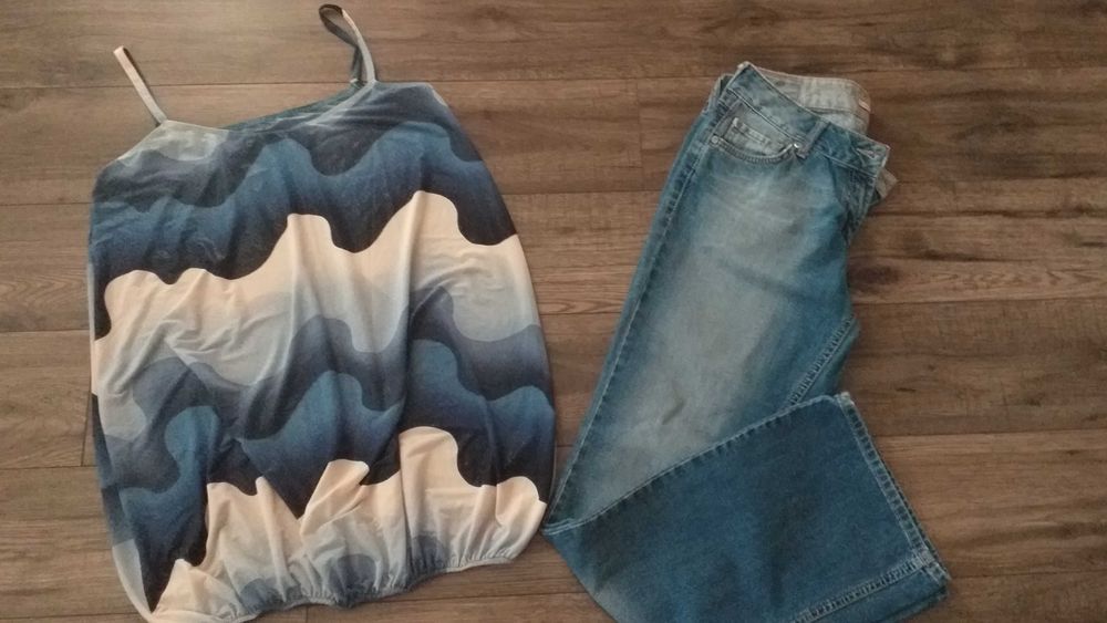 красива рокля нова-хл-80лв. И  тоалети за повод -40лв брой