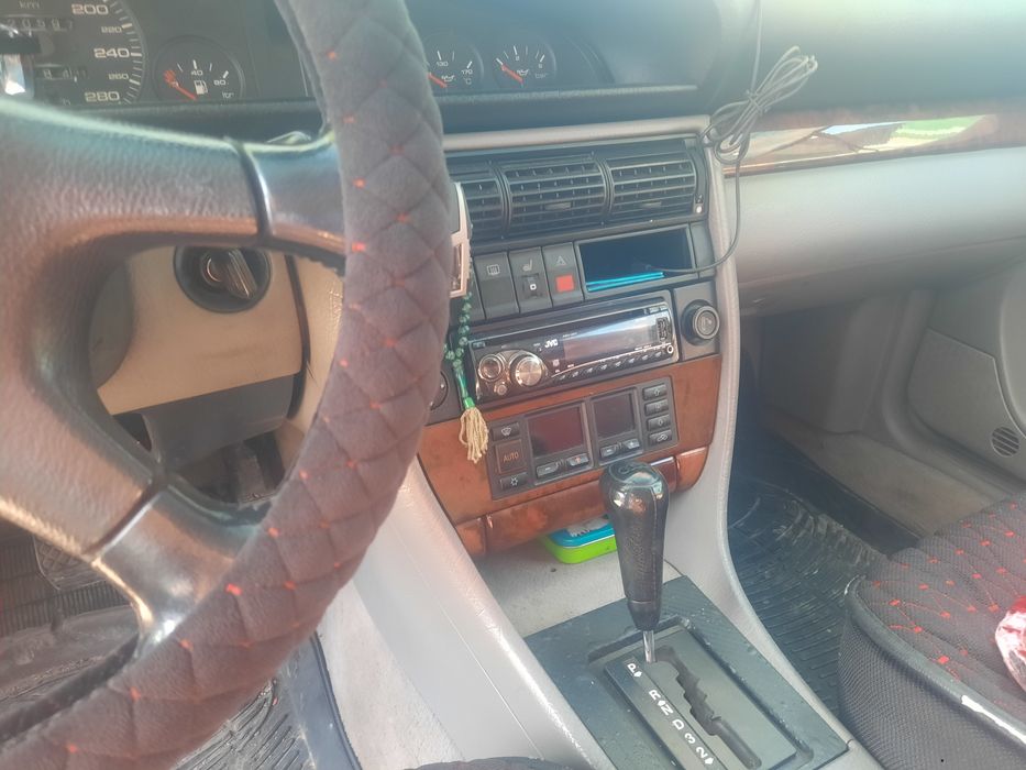 Продам Audi 100 C4.