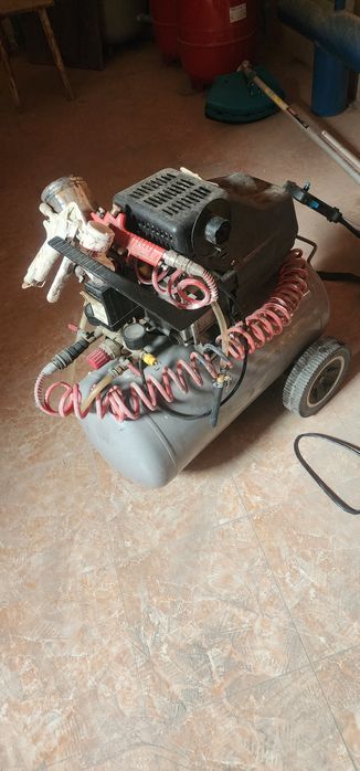 Нарвон аренда   Стремянка в Аренду