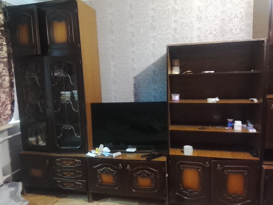 Продам стенку 10к