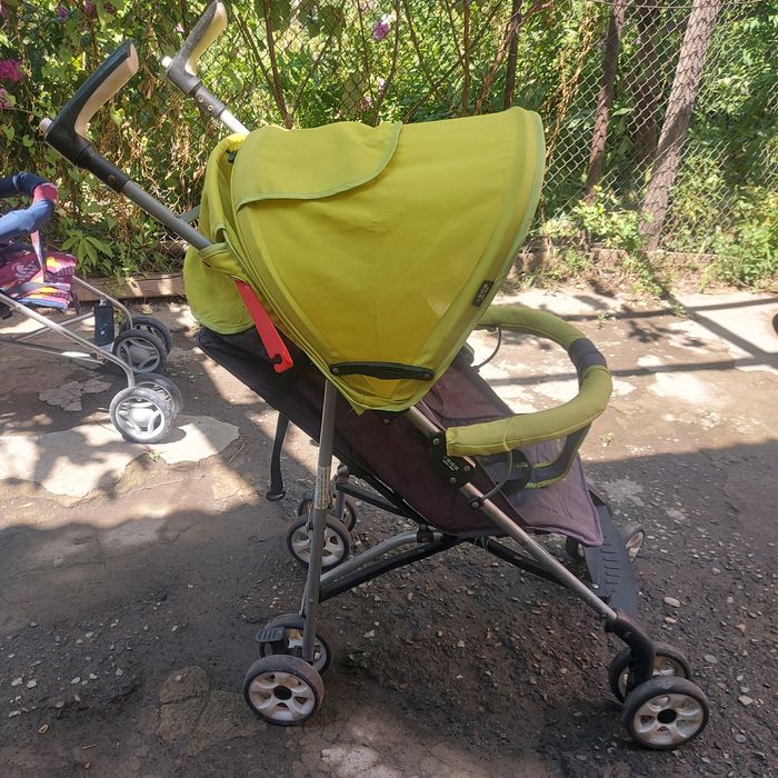 Продам недорого коляску