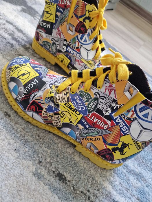 Дизайнерски боти Gabina