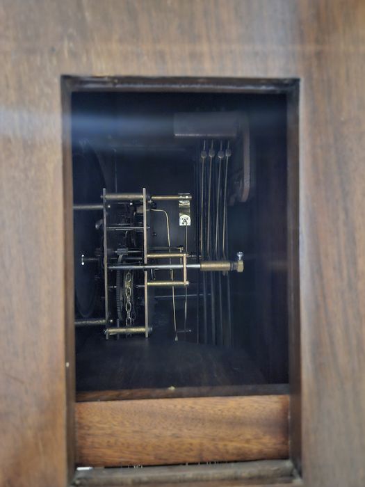 Продам напольные часы.