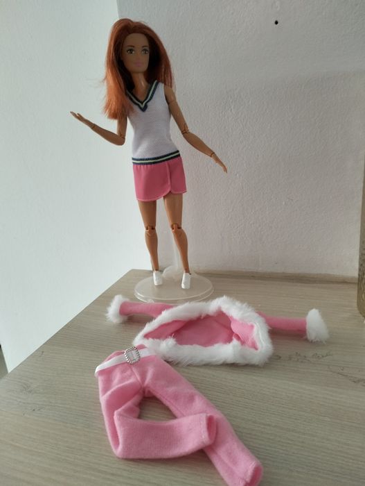 Păpușă Barbie made tu move