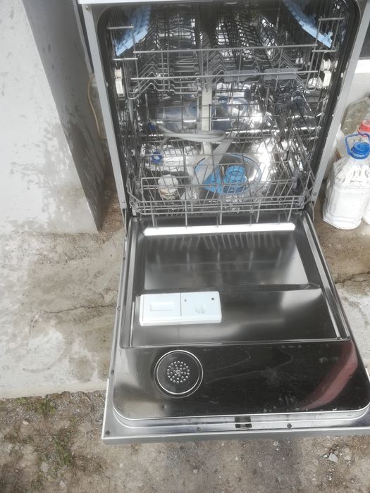 Vând piese mașina de spălat vase  LG 12 BS6