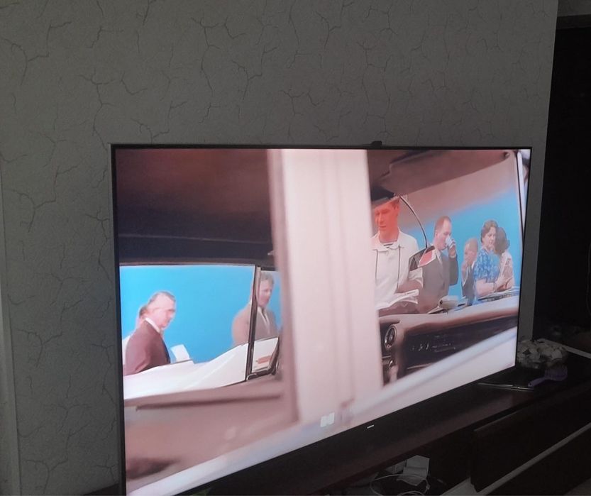 Телевизор Самсунг 216см