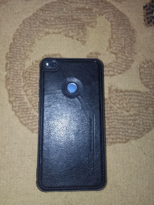 Продаю телефоны и онда чисы