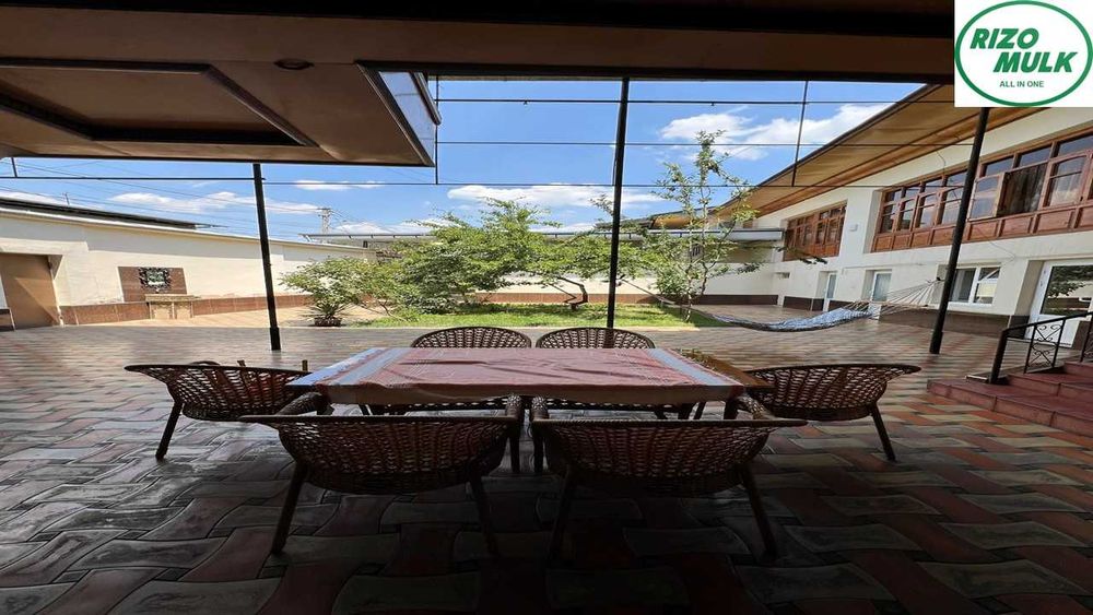 Шайхонтохур тумани Обиназир махалласида ховли сотилади. NR494/42