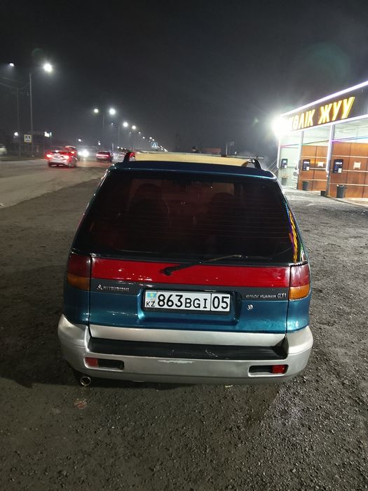 Mitsubishi Spасе Runner