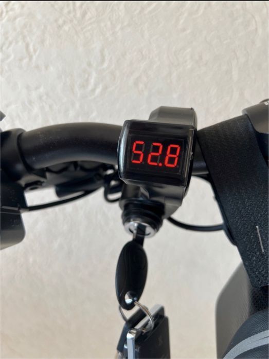 Trotineta electrică iO Hawk Legend