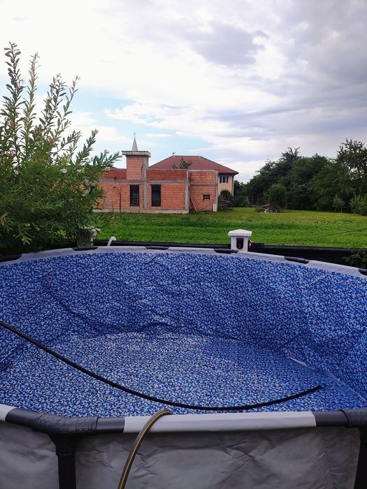 Vând Piscină cu pompa nisip Bestway