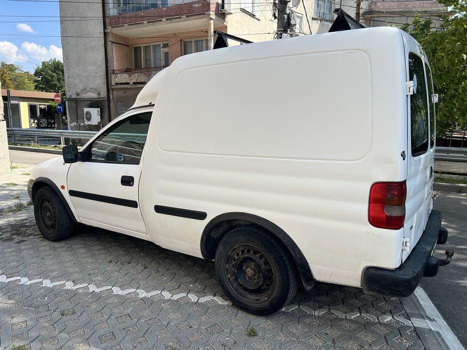Opel Combo 1.7 D ISUZU