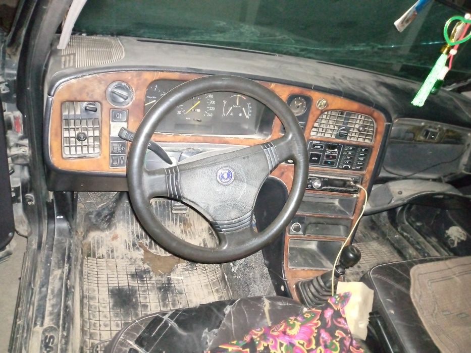 Saab 9000  moshinasi