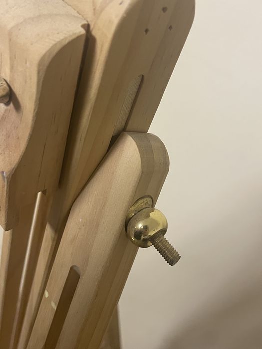 Sevalet pictura din lemn