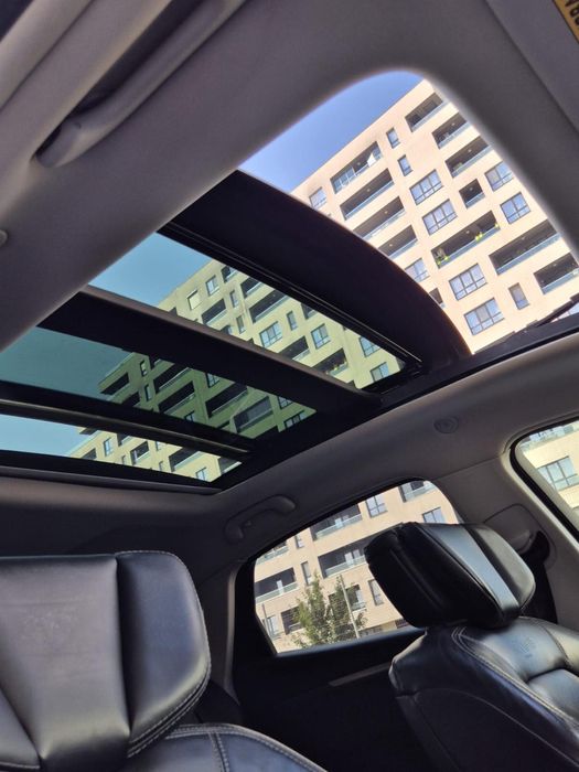Auto Renault Talisman Paris