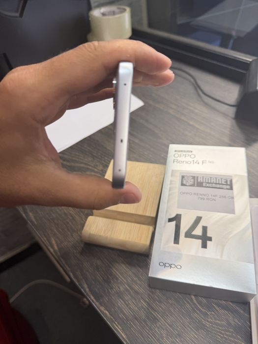 MrsAmanet: oppo reno 14 f 5g