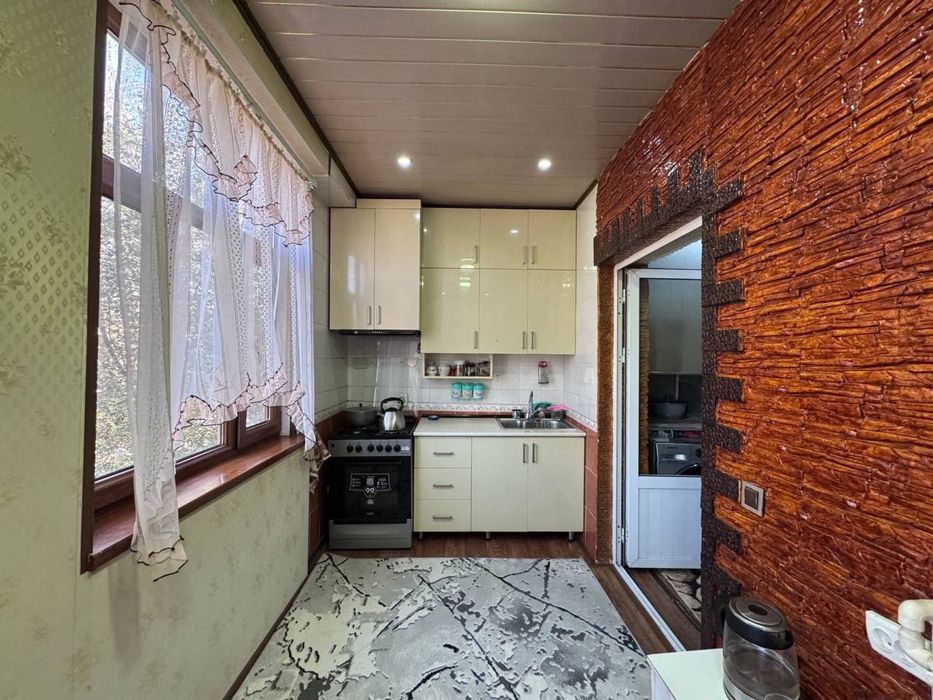 Сдается 3х комнатная квартира на 3 этаже 5 мкр Корзинка 300$