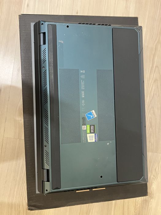 Asus zenbook pro duo