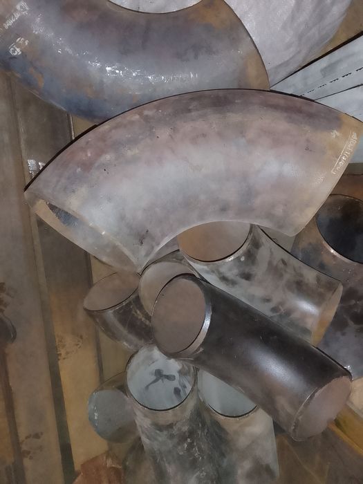 Продам отводы 159, 219