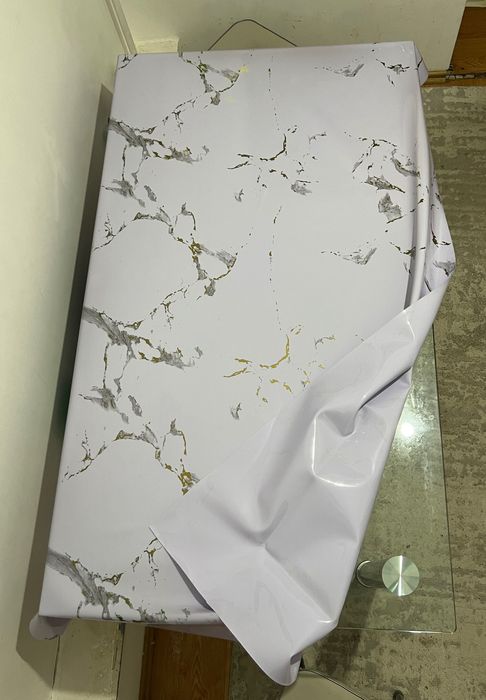 Стол сатылады кухенный