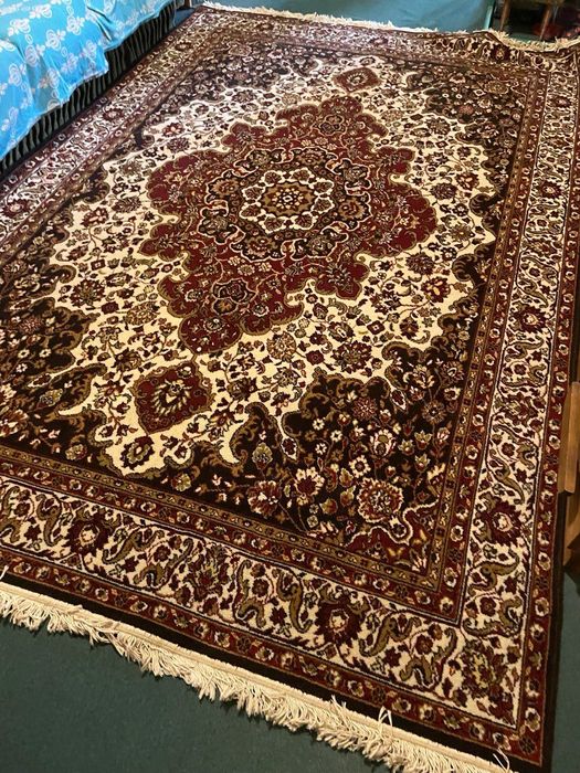 Продается ковёр, европейского производства