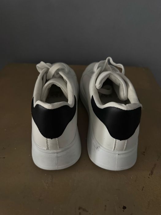 Дамски кожени маратонки 38 номер