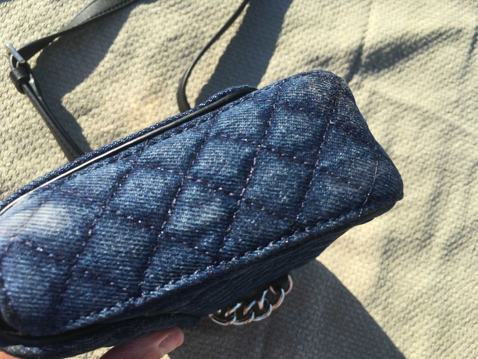 GUESS чанта с камъни