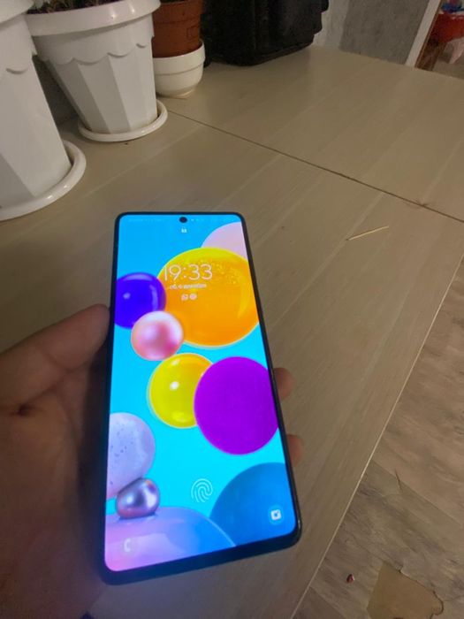 Продам сотовый телефон